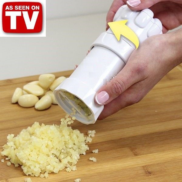 Dung-cu-bam-toi-uot-garlic-master-3