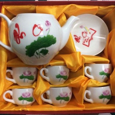 Bộ ấm chén Bát Tràng