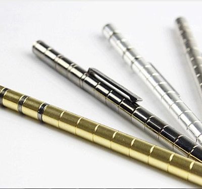 Bút bi nam châm Polar Pen