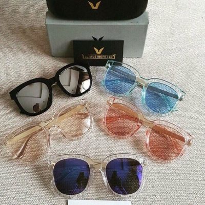 Kính nhìn xuyên đêm gọng nhựa trong suốt