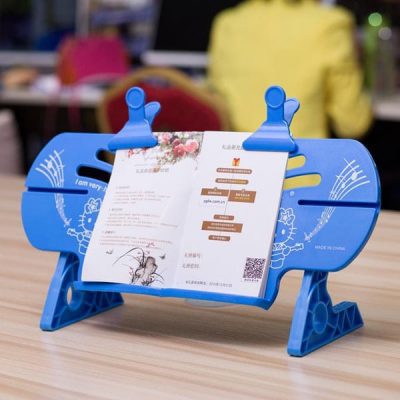 Giá đỡ đọc sách chống cận thị cho bé