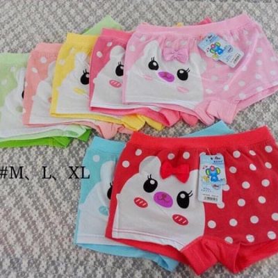 Quần chip dạng đùi cho bé mặc váy