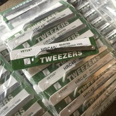 Nhíp nhổ mụn đầu đen Vetus