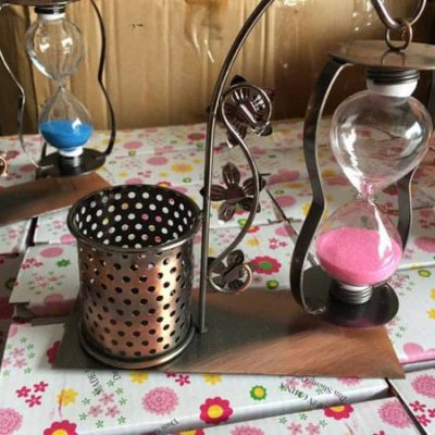 Đồng hồ cát hộp bút kim loại