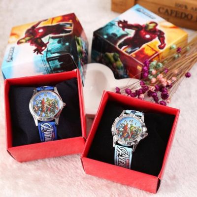 Đồng hồ hoạt hình cho bé