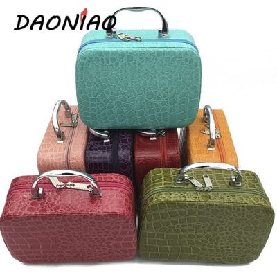 Túi đựng mỹ phẩm vân cá sấu