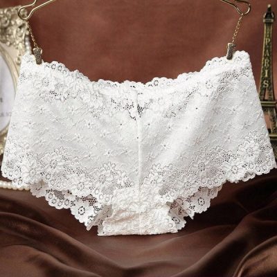Quần lót ren dáng đùi victoria