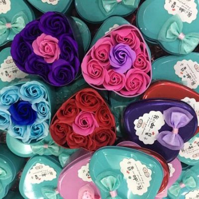 Hoa hồng sáp thơm hộp trái tim 7 bông