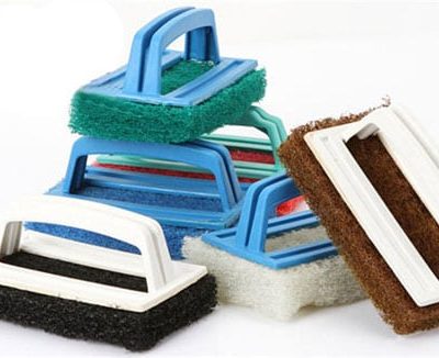 Miếng bọt biển chà vệ sinh có tay cầm