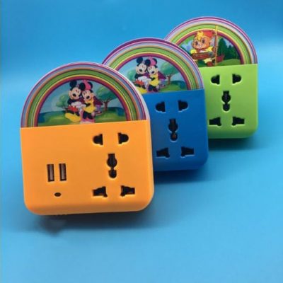 Đèn ngủ cảm ứng kiêm ổ điện đa năng