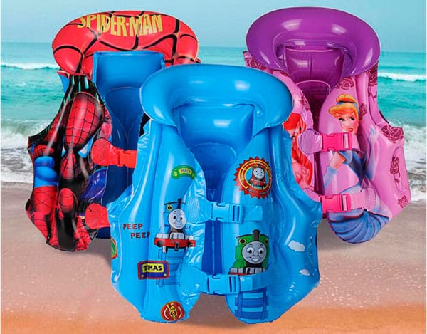 Ao-phao-boi-hoat-hinh-de-thuong-cho-be-1