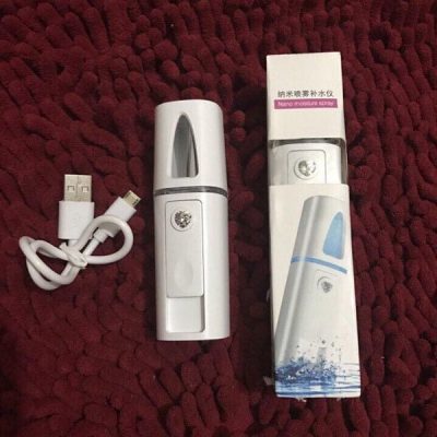 Máy xông mặt xịt khoáng nano cầm tay