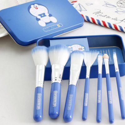 BỘ CỌ TRANG ĐIỂM DOREMON 7 MÓN XINH XẮN