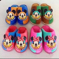 Dép đi trong nhà cho bé yêu