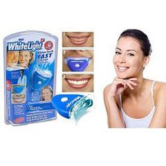 DỤNG CỤ LÀM TRẮNG RĂNG TẠI NHÀ WHITE LIGHT