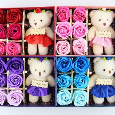 HOA HỒNG SÁP THƠM 6 BÔNG KÈM GẤU