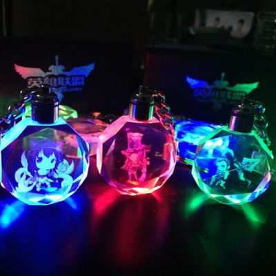 MÓC KHÓA LED PHÁT SÁNG LIÊN MINH HUYỀN THOẠI