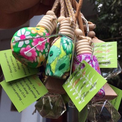 Tinh dầu treo ô tô Thiên Vũ