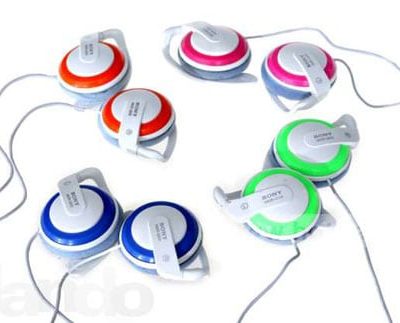 Tai nghe gài tai Sony MDR- Q50