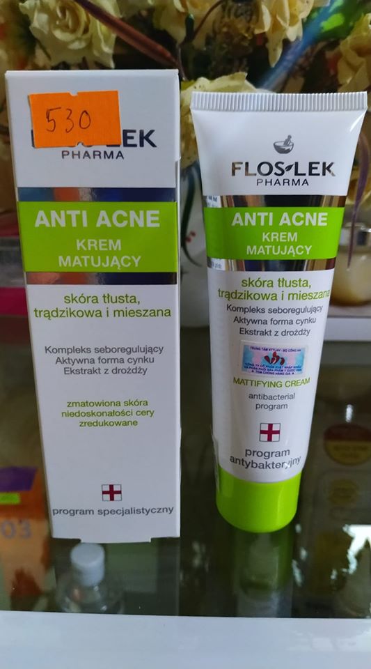 Kem kiểm soát dầu và điều tiết nhờn Floslek Mattifying Cream 50ml Kem kiểm soát dầu và điều tiết nhờn Floslek Mattifying Cream 50ml