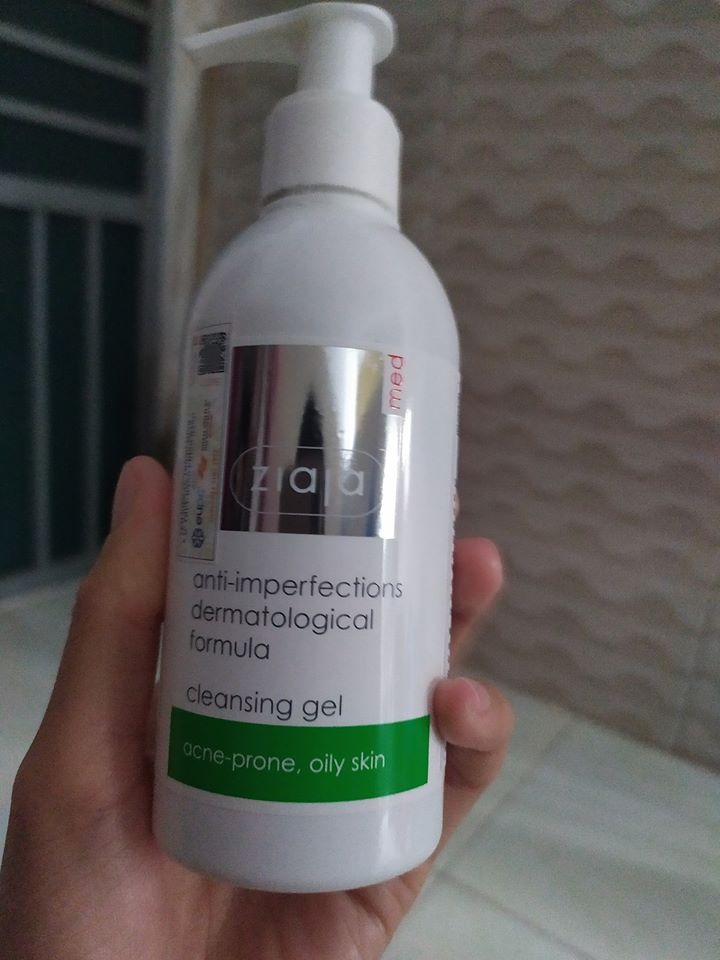 Gel rửa mặt cho da dầu mụn Ziaja Gel rửa mặt cho da dầu mụn Ziaja