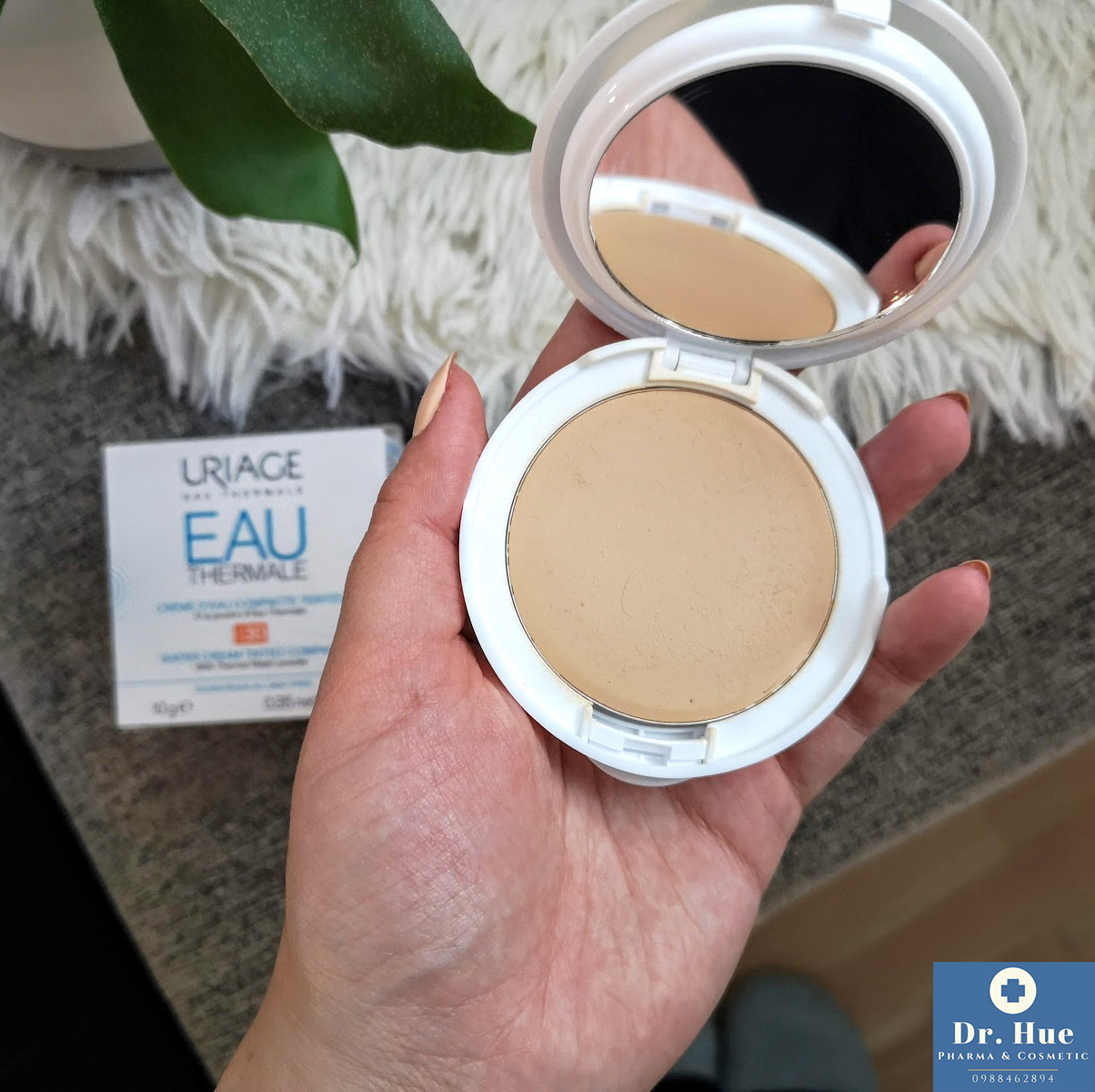 Kem phấn trang điểm chống nắng che khuyết điểm Uriage Bariésun Water cream tinted compact SPF3010a Phấn tươi trang điểm chống nắng che khuyết điểm Uriage Bariésun Water cream tinted compact SPF30